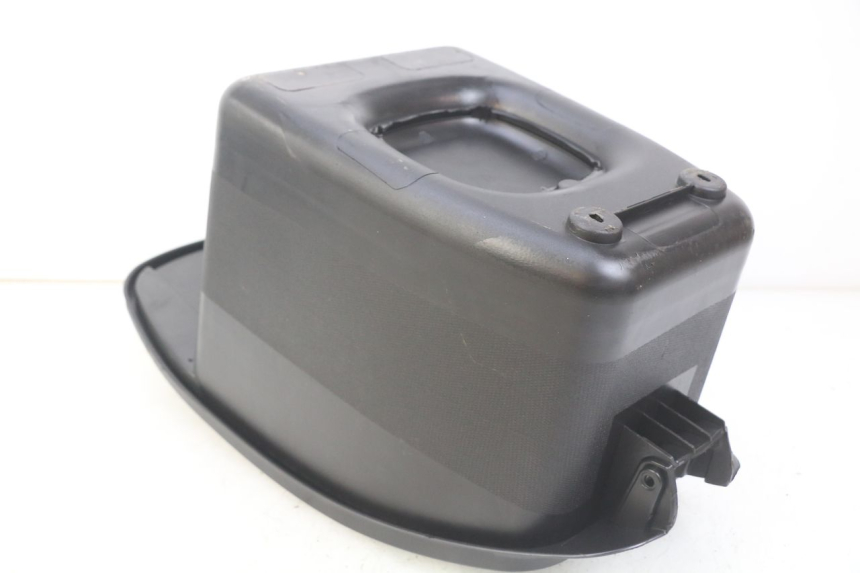 photo de SITZBANKABDECKUNG JM MOTORS GT LINE 4T 50 (2021 - 2023) - Technische Nahaufnahme