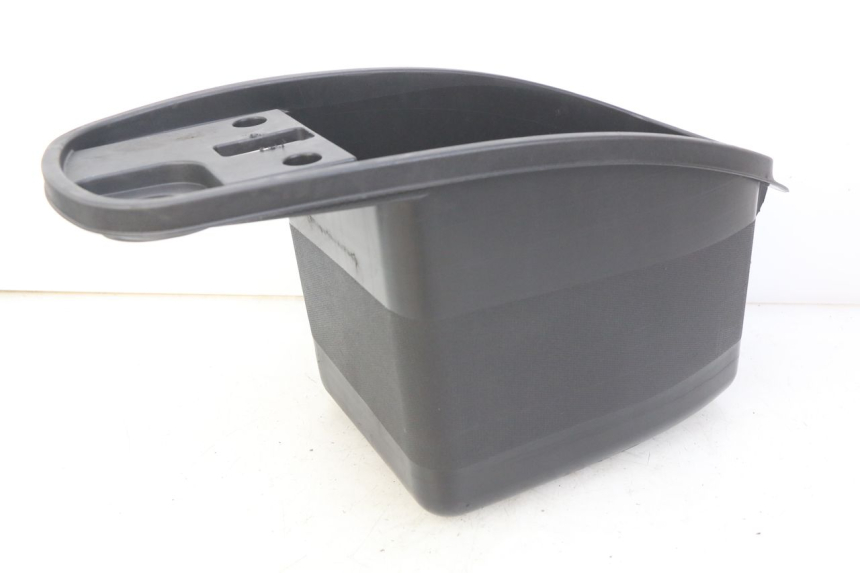 photo de SITZBANKABDECKUNG JM MOTORS GT LINE 4T 50 (2021 - 2023) - Details der Befestigungspunkte