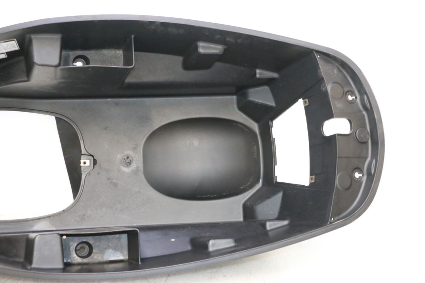 photo de HELMFACH SYM GTS EVO 125 (2009 - 2013) - Zoom auf Gebrauchszustand