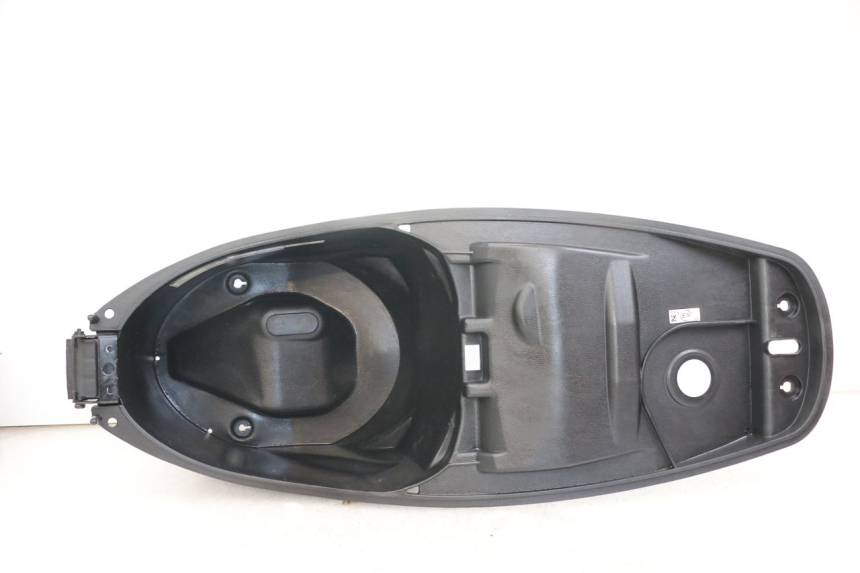 photo de SITZBANKABDECKUNG SYM JET 14 4T 50 (2018 - 2022) - Zoom auf Gebrauchszustand