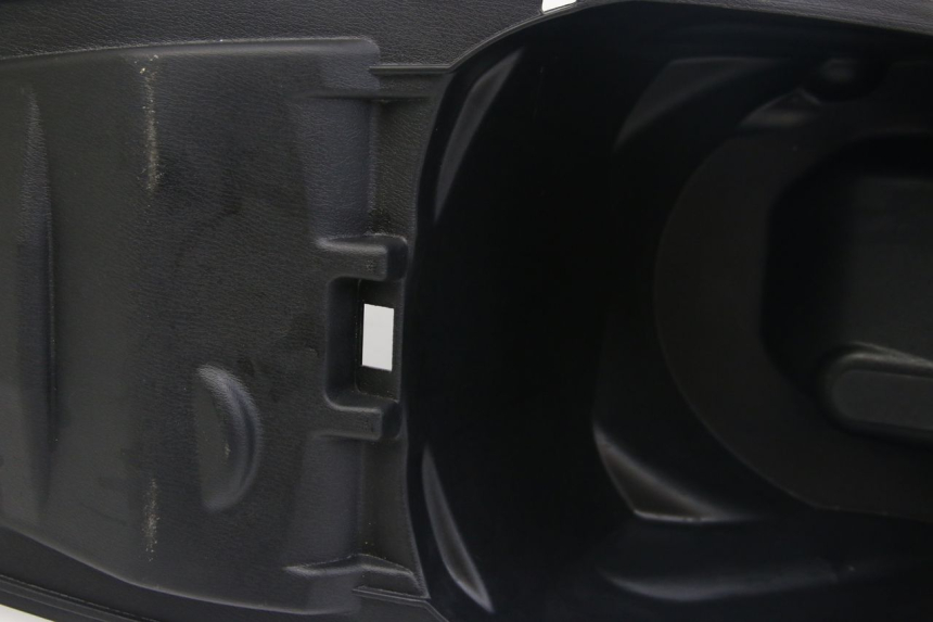 photo de SITZBANKABDECKUNG SYM JET 4 4T 50 (2018 - 2021) - Detailansicht des Bauteils