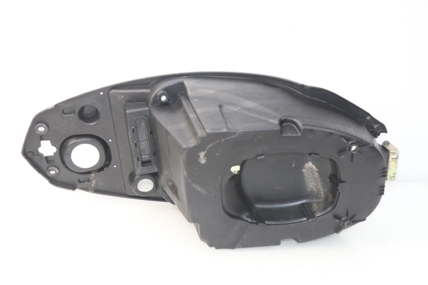 photo de SITZBANKABDECKUNG PEUGEOT KISBEE 2T 50 (2010 - 2017) - Detailansicht des Bauteils