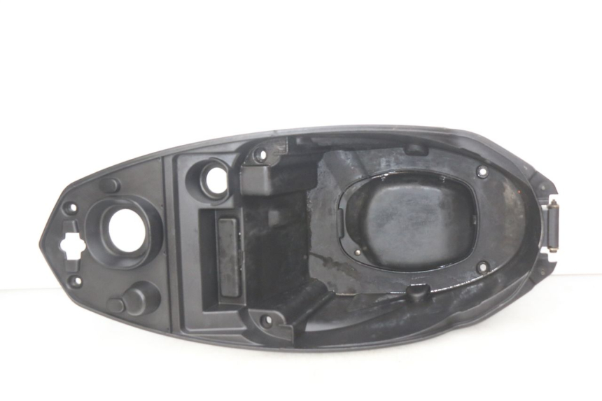 photo de SITZBANKABDECKUNG PEUGEOT KISBEE 2T 50 (2010 - 2017) - Hauptansicht