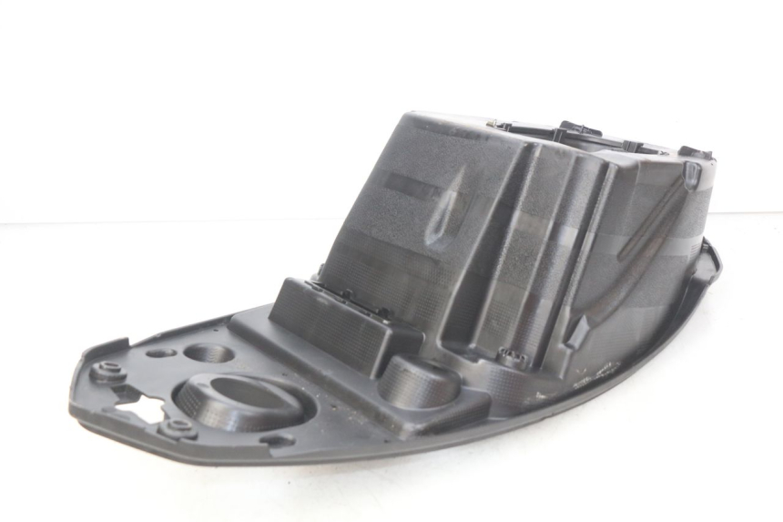 photo de SITZBANKABDECKUNG PEUGEOT KISBEE 2T 50 (2010 - 2017) - Detailansicht des Bauteils