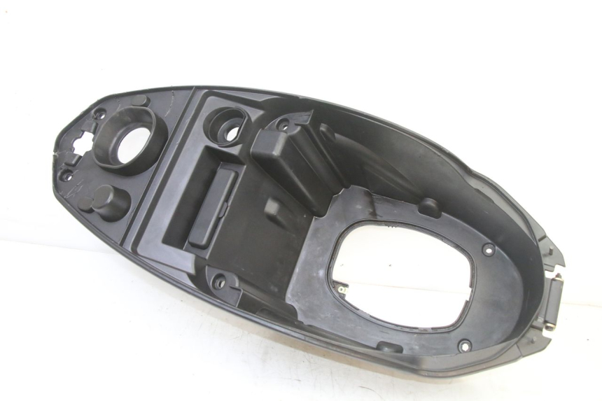 photo de SITZBANKABDECKUNG PEUGEOT KISBEE 2T 50 (2010 - 2017) - Hauptansicht