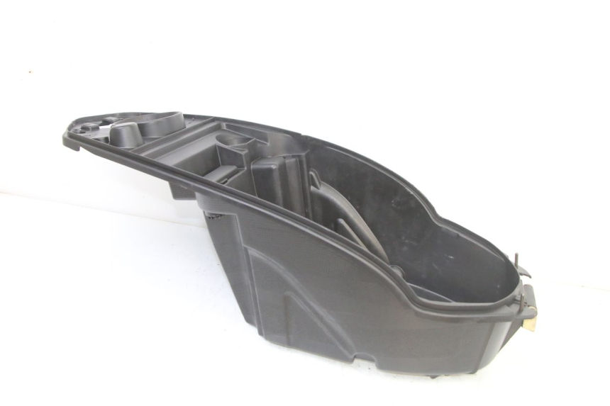 photo de SITZBANKABDECKUNG PEUGEOT KISBEE 2T 50 (2010 - 2017) - Zoom auf Gebrauchszustand