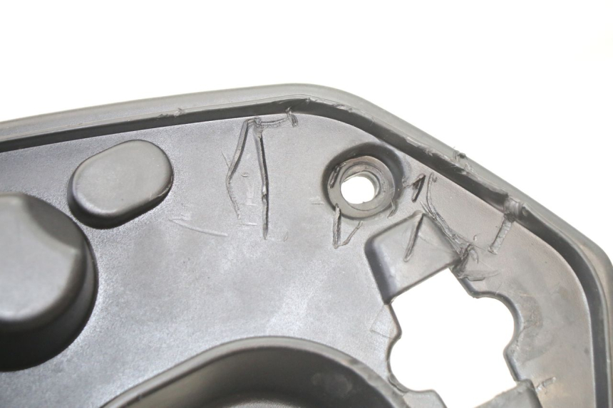 photo de SITZBANKABDECKUNG PEUGEOT KISBEE 2T 50 (2010 - 2017) - Technische Nahaufnahme