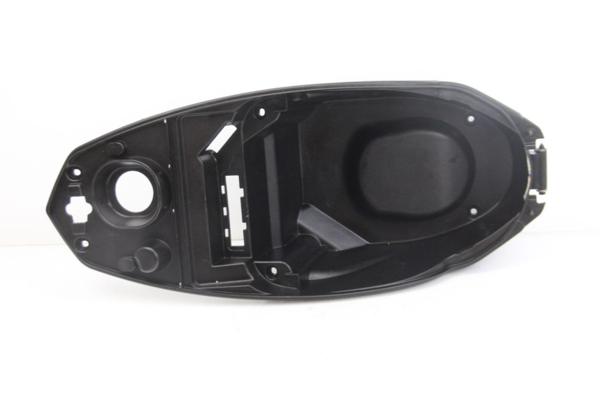 photo de SITZBANKABDECKUNG PEUGEOT KISBEE 4T 50 (2018 - 2022) - Zoom auf Gebrauchszustand