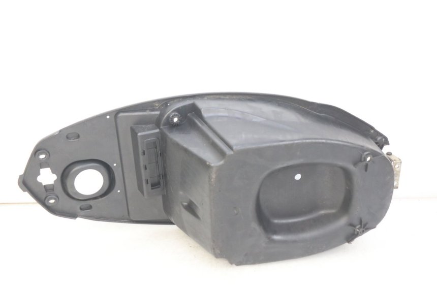 photo de SITZBANKABDECKUNG PEUGEOT KISBEE 4T 50 (2010 - 2017) - Zoom auf Gebrauchszustand