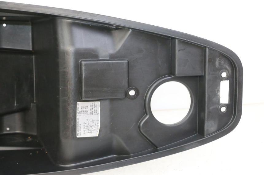 photo de HELMFACH KYMCO PEOPLE S 125 (2000 - 2008) - Details der Befestigungspunkte