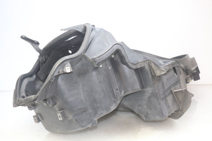 photo de SITZBANKABDECKUNG PIAGGIO MP3 LT 400 (2007 - 2012) - Technische Nahaufnahme