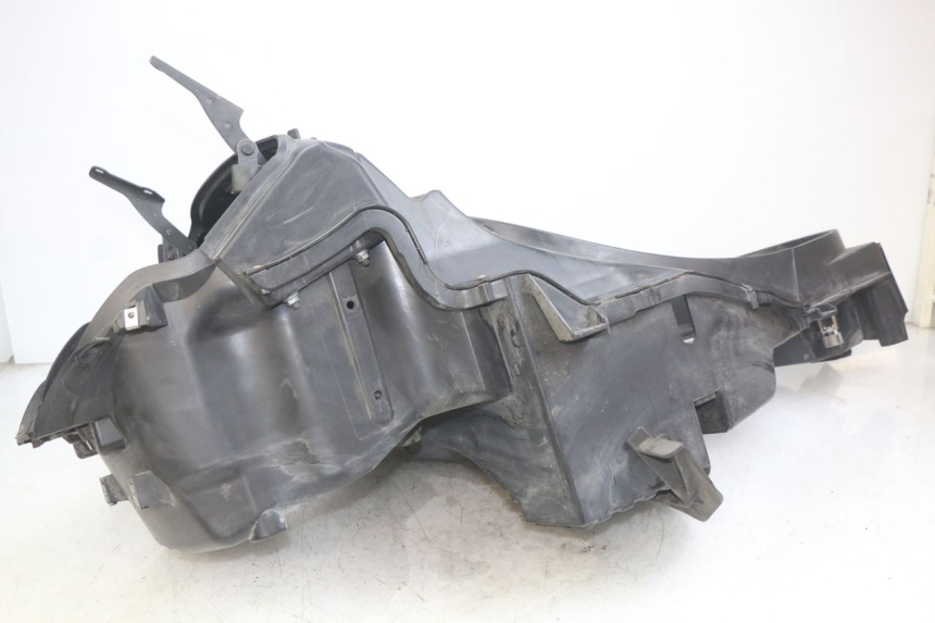 photo de SITZBANKABDECKUNG PIAGGIO MP3 LT 400 (2007 - 2012) - Zoom auf Gebrauchszustand