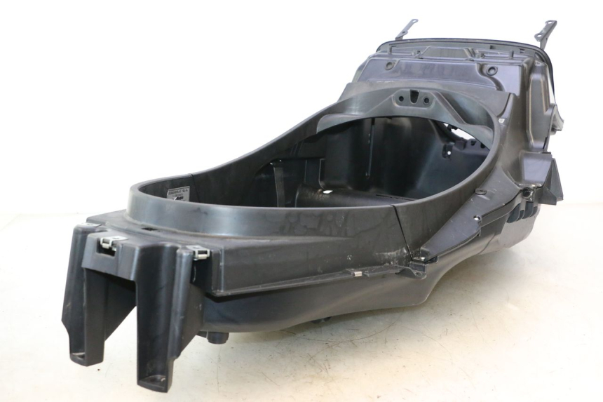 photo de SITZBANKABDECKUNG PIAGGIO MP3 LT 300 (2010 - 2016) - Charakteristische Merkmale