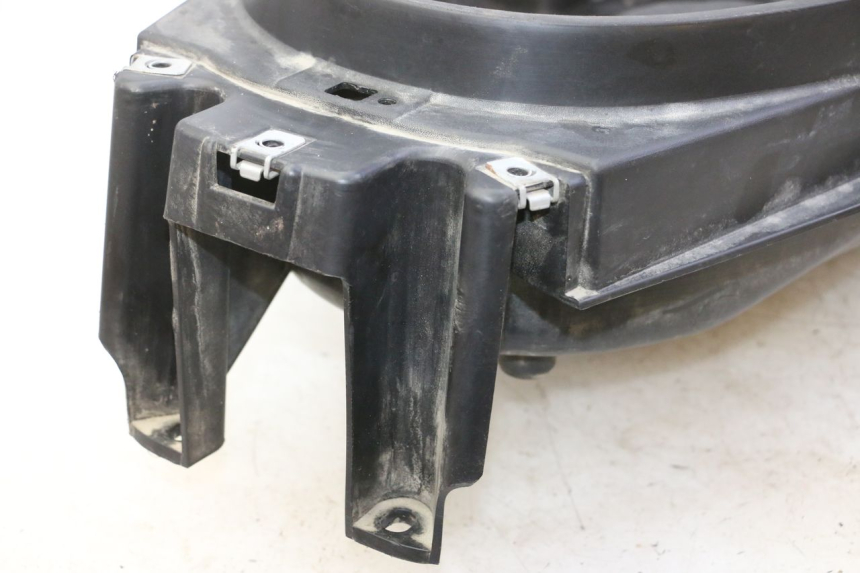 photo de HELMFACH PIAGGIO MP3 RL 250 (2006 - 2010) - Zoom auf Gebrauchszustand