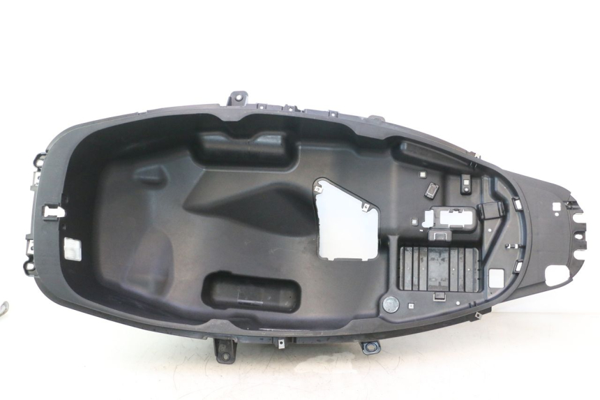 photo de HELMFACH PIAGGIO MP3 500 (2016 - 2018) - Hauptansicht