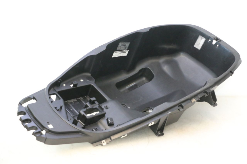 photo de HELMFACH PIAGGIO MP3 500 (2016 - 2018) - Zoom auf Komponenten