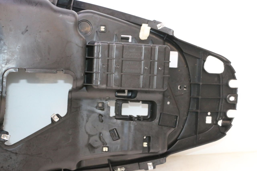 photo de HELMFACH PIAGGIO MP3 500 (2016 - 2018) - Gesamtansicht des Produkts