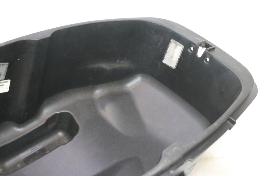 photo de HELMFACH PIAGGIO MP3 500 (2016 - 2018) - Kennzeichnungen und Originalreferenzen