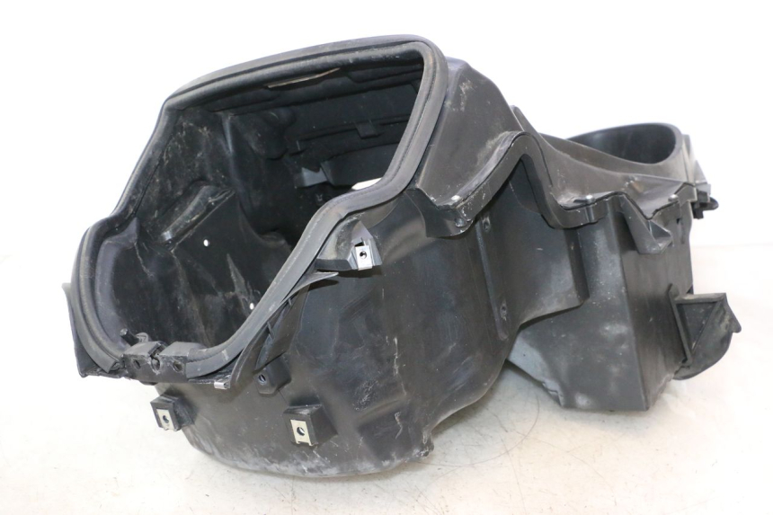 photo de SITZBANKABDECKUNG PIAGGIO MP3 500 (2011 - 2015) - Oberflächenzustand und Material