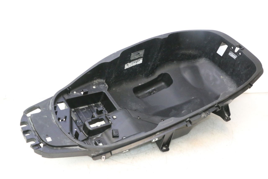 photo de HELMFACH PIAGGIO MP3 500 (2016 - 2018) - Alternative Perspektive
