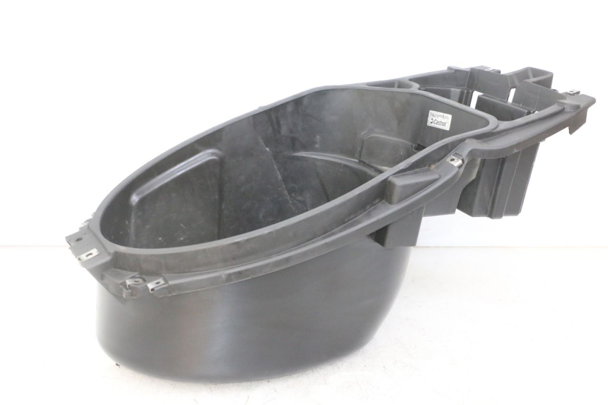 photo de HELMFACH PIAGGIO NRG POWER PUREJET 50 (2018 - 2021) - Details der Befestigungspunkte