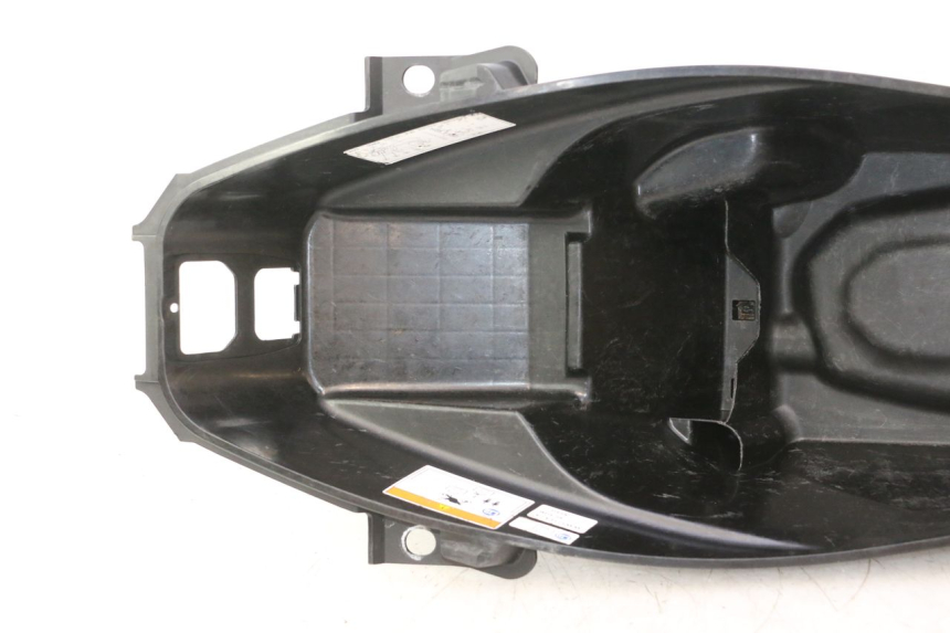 photo de HELMFACH HONDA PCX (JF28) 125 (2009 - 2011) - Geprüftes Gebrauchtteil