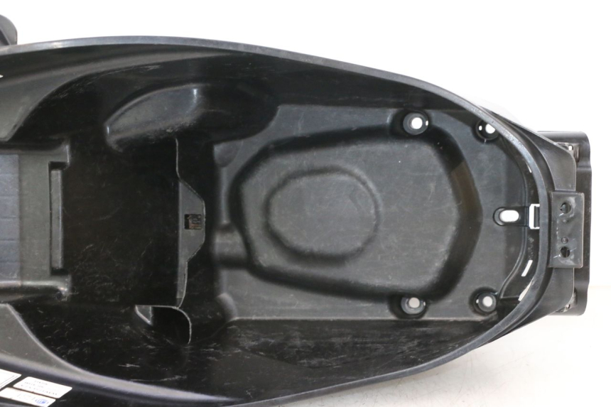 photo de HELMFACH HONDA PCX (JF28) 125 (2009 - 2011) - Kennzeichnungen und Originalreferenzen