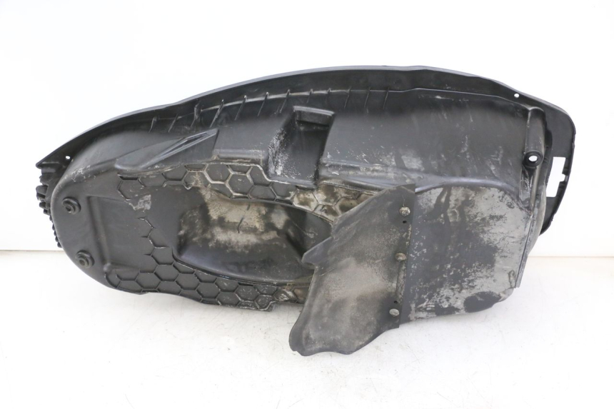 photo de SITZBANKABDECKUNG PEUGEOT CITYSTAR 50 (2013 - 2017) - Alternative Perspektive