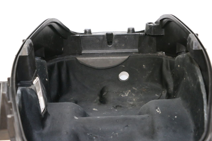 photo de HELMFACH PEUGEOT SATELIS 125 (2013 - 2018) - Alternative Perspektive