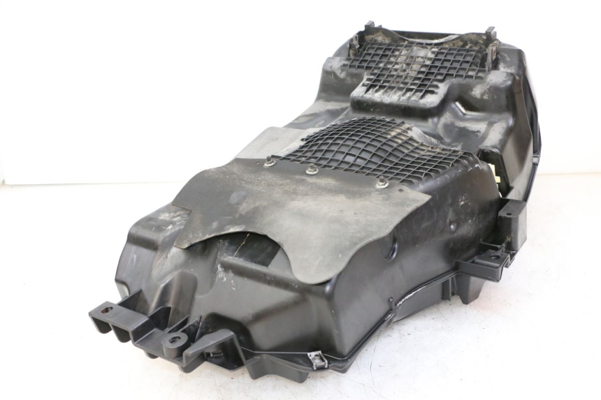 photo de HELMFACH PEUGEOT SATELIS 125 (2013 - 2018) - Technische Nahaufnahme