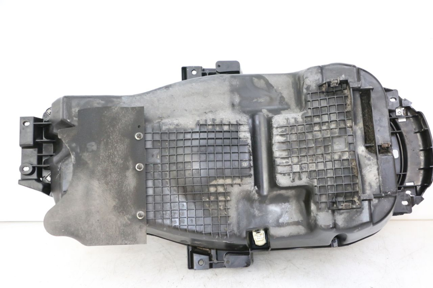 photo de HELMFACH PEUGEOT SATELIS 125 (2013 - 2018) - Gesamtansicht des Produkts