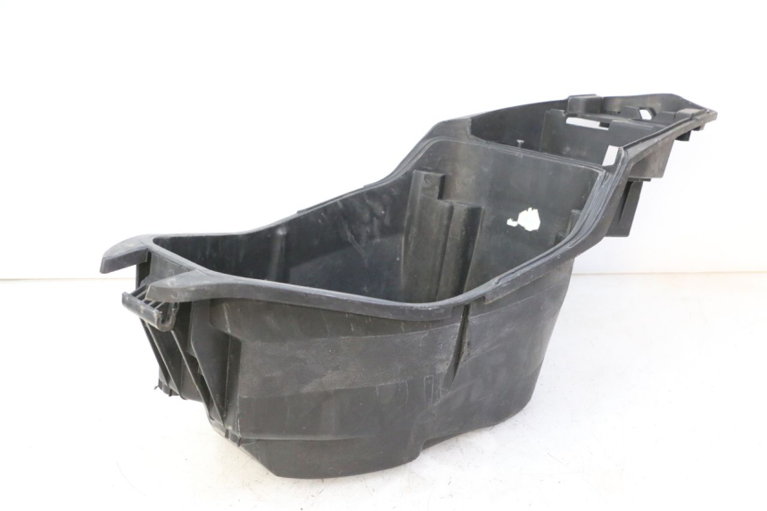 photo de HELMFACH PEUGEOT SPEEDFIGHT 3 LC 2T 50 (2009 - 2015) - Details der Befestigungspunkte