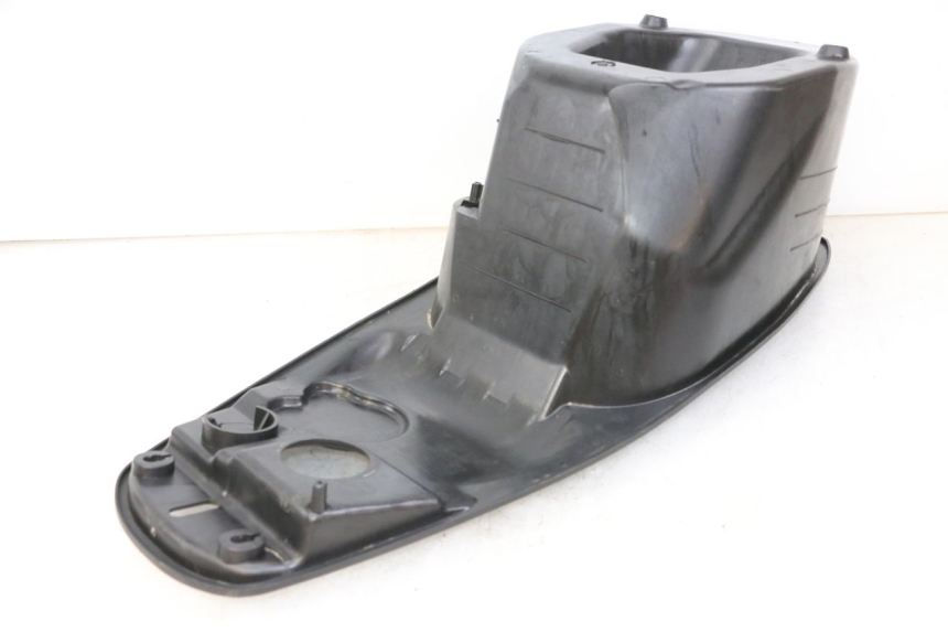 photo de SITZBANKABDECKUNG PEUGEOT TWEET 4T 50 (2014 - 2019) - Detailansicht des Bauteils