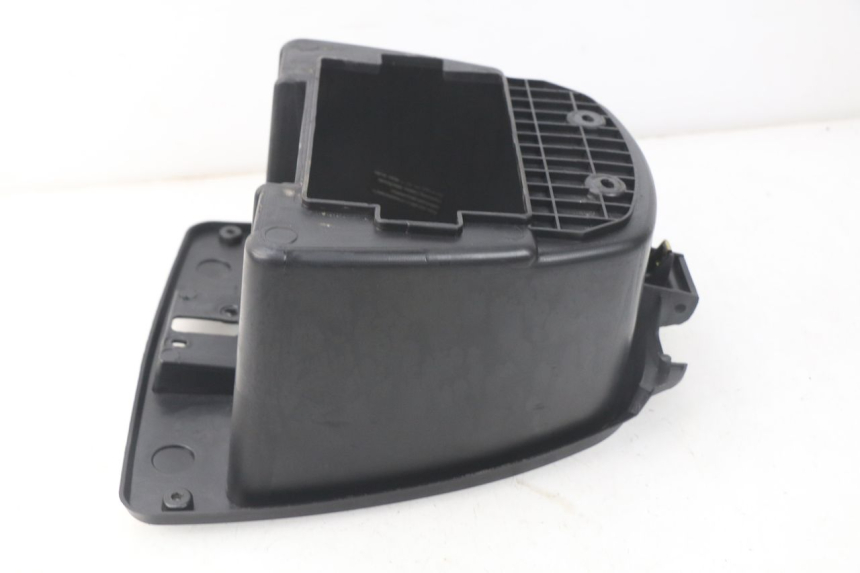 photo de SITZBANKABDECKUNG RED ELECTRIC RED E PRO 1 (2017 - 2019) - Alternative Perspektive