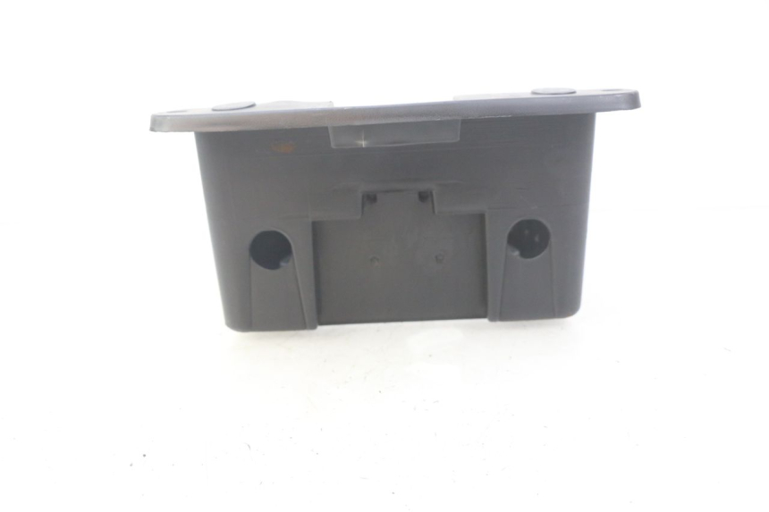 photo de SITZBANKABDECKUNG RED ELECTRIC RED E PRO 1 (2017 - 2019) - Zoom auf Gebrauchszustand