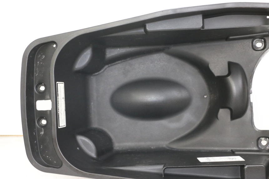 photo de HELMFACH DAELIM S3 125 (2010 - 2017) - Details der Befestigungspunkte