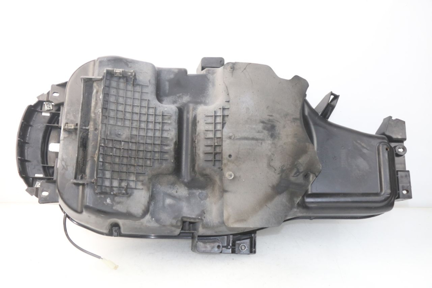 photo de HELMFACH PEUGEOT SATELIS 500 (2007 - 2013) - Alternative Perspektive