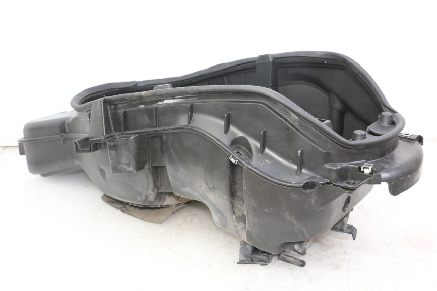 photo de HELMFACH PEUGEOT SATELIS 250 (2006 - 2012) - Gesamtansicht des Produkts