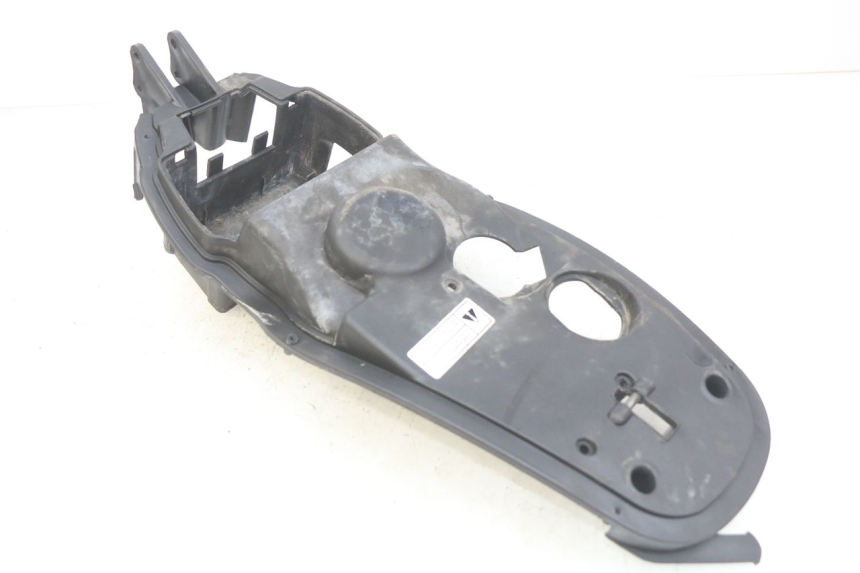 photo de SITZBANKABDECKUNG APRILIA SCARABEO 100 (2003 - 2012) - Zoom auf Gebrauchszustand