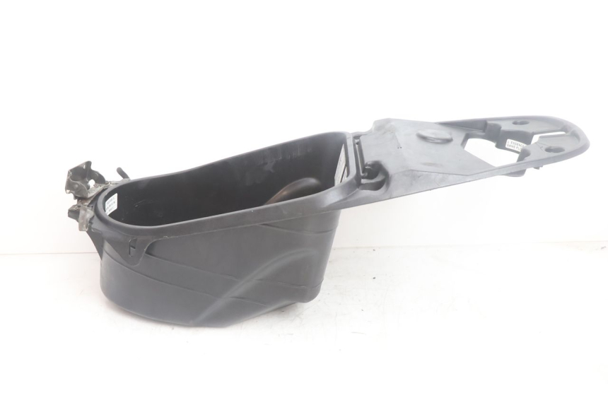photo de HELMFACH HONDA SCV LEAD 100 (2003 - 2007) - Technische Nahaufnahme