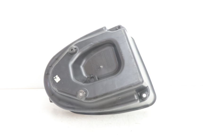 photo de HELMFACH HONDA SH 125 (2001 - 2003) - Zoom auf Komponenten