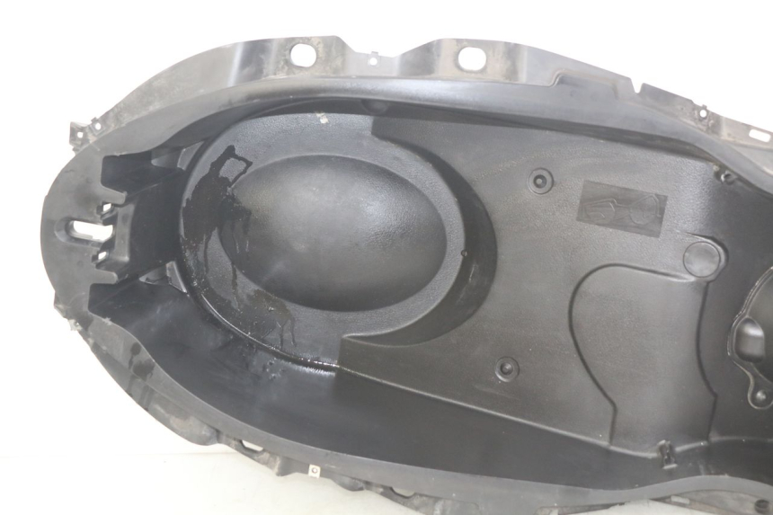 photo de SITZBANKABDECKUNG MBK SKYCRUISER 125 (2010 - 2013) - Weitere Ansicht des Artikels