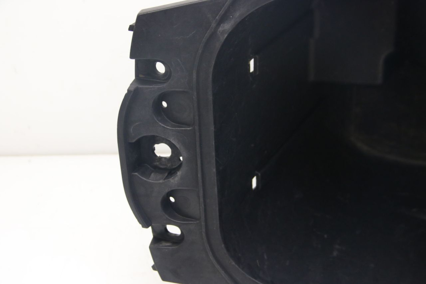 photo de SITZBANKABDECKUNG MBK SKYLINER 125 (1998 - 2001) - Kennzeichnungen und Originalreferenzen