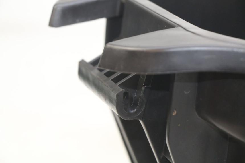 photo de SITZBANKABDECKUNG PEUGEOT SPEEDFIGHT 3 AIR 50 (2009 - 2015) - Zoom auf Gebrauchszustand