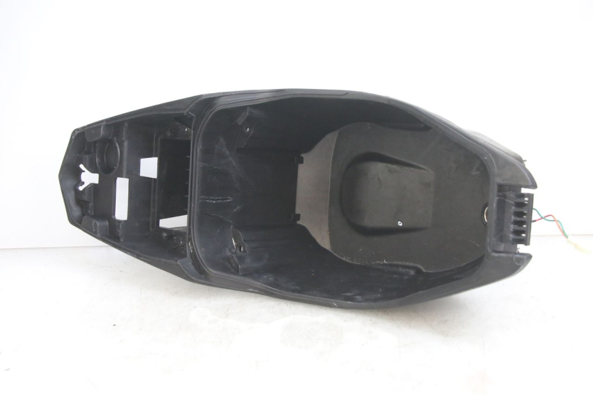 photo de SITZBANKABDECKUNG PEUGEOT SPEEDFIGHT 4 4T 50 (2015 - 2020) - Hauptansicht