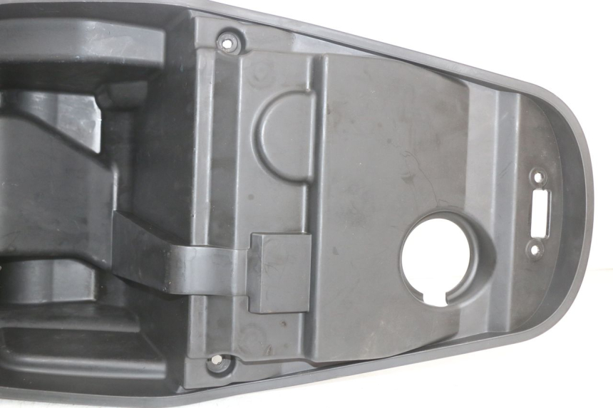 photo de HELMFACH KYMCO SUPER 8 4T 50 (2021 - 2024) - Zoom auf Gebrauchszustand