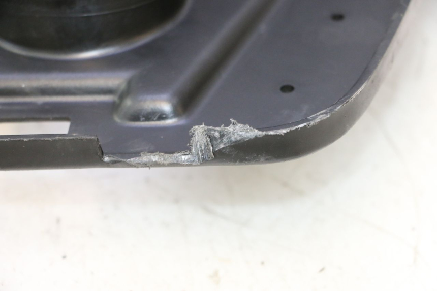 photo de HELMFACH PEUGEOT TREKKER 50 (1995 - 2004) - Detailansicht des Bauteils