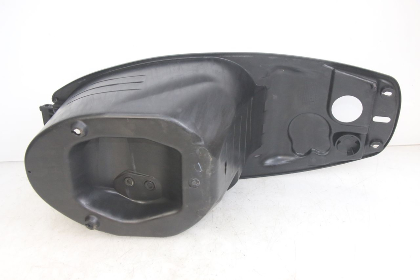 photo de SITZBANKABDECKUNG PEUGEOT TWEET 4T 50 (2014 - 2019) - Detailansicht des Bauteils