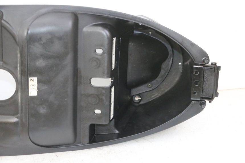 photo de HELMFACH PEUGEOT TWEET PRO CARGO 50 (2018 - 2022) - Gesamtansicht des Produkts