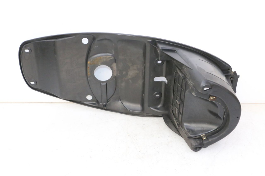 photo de HELMFACH PEUGEOT TWEET PRO CARGO 50 (2018 - 2022) - Zoom auf Gebrauchszustand